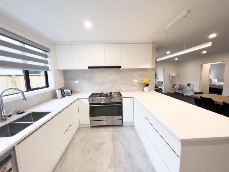 Rotorua Sunshine Brand New 4 Bedroom House المظهر الخارجي الصورة