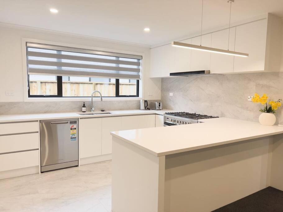 Rotorua Sunshine Brand New 4 Bedroom House المظهر الخارجي الصورة