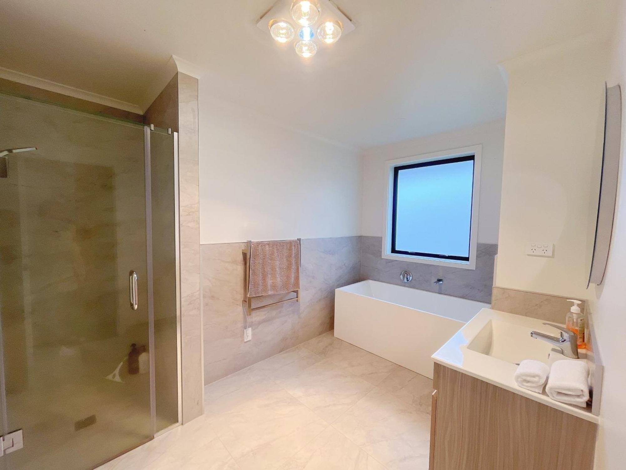 Rotorua Sunshine Brand New 4 Bedroom House المظهر الخارجي الصورة